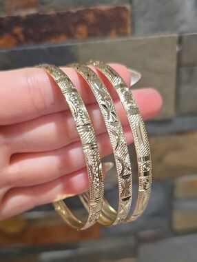 18k Gold Filled Textured Bangle Bracelets 8" - Set of 3